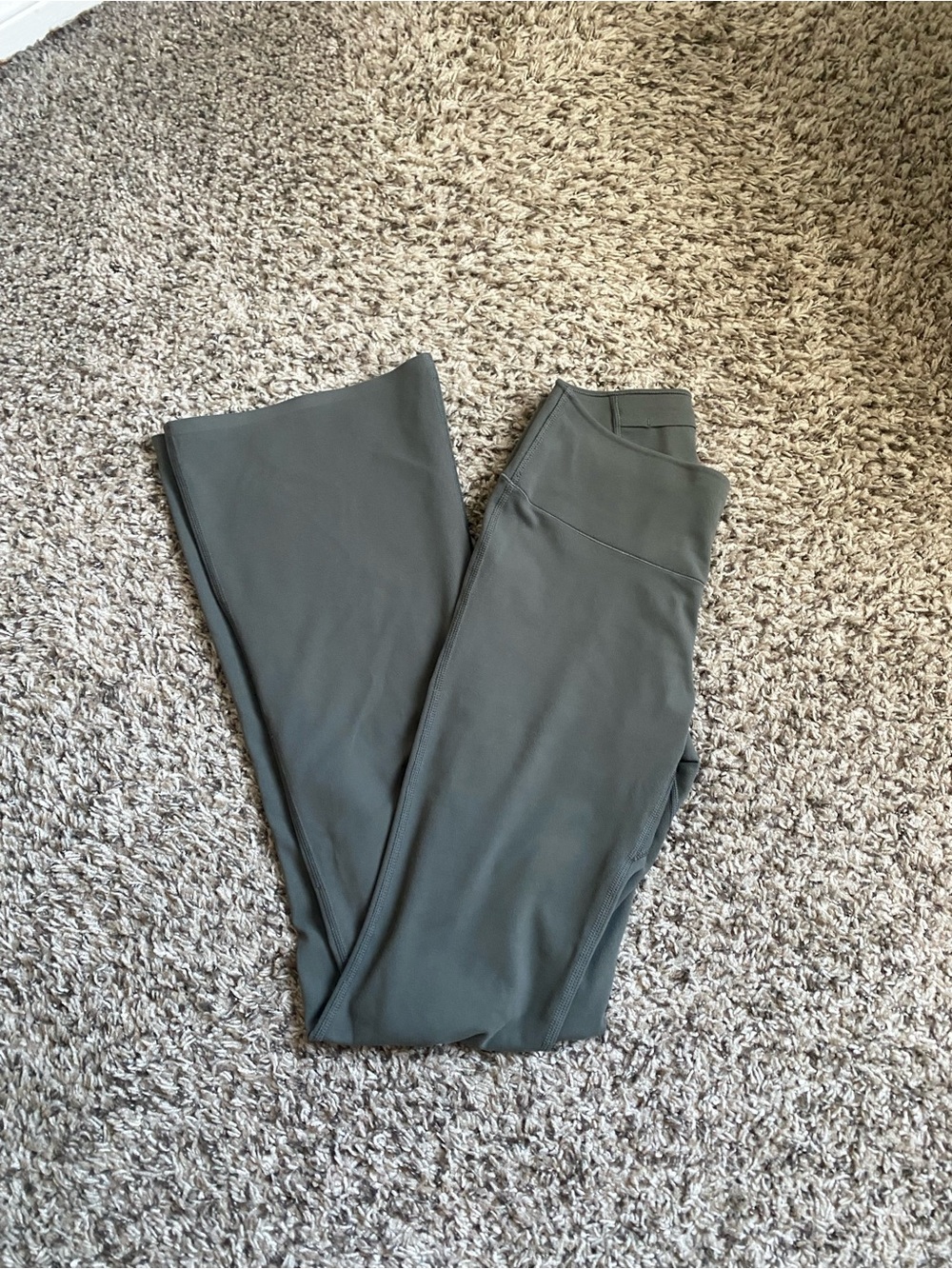 Uniqlo Airism Flare Leggings (S)